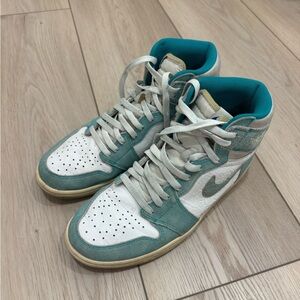 Nike Men AJ1 High Teal and White High-Top Sneakers